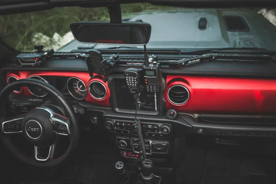 Armory Series Center Control Rail For Jeep Wrangler Jl Multifunction Rail 1