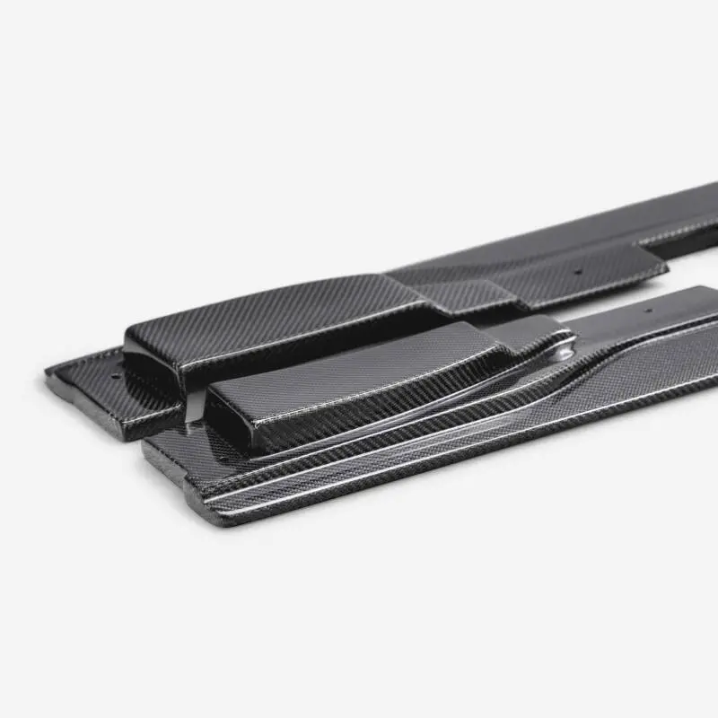 Seibon 2022 Toyota Gr86 Mb-Style Carbon Fiber Side Skirt 1