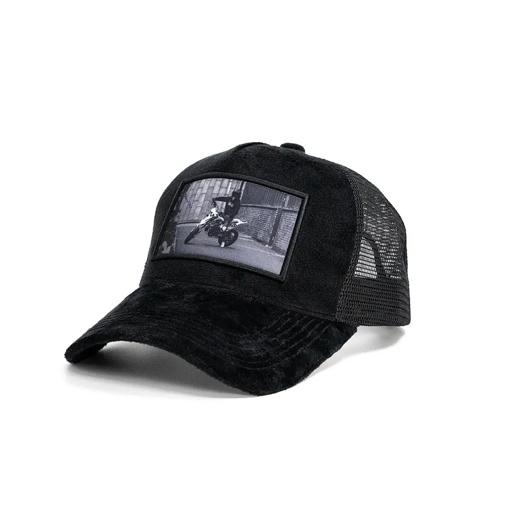 Bold. Trucker Cap Huskykid 1