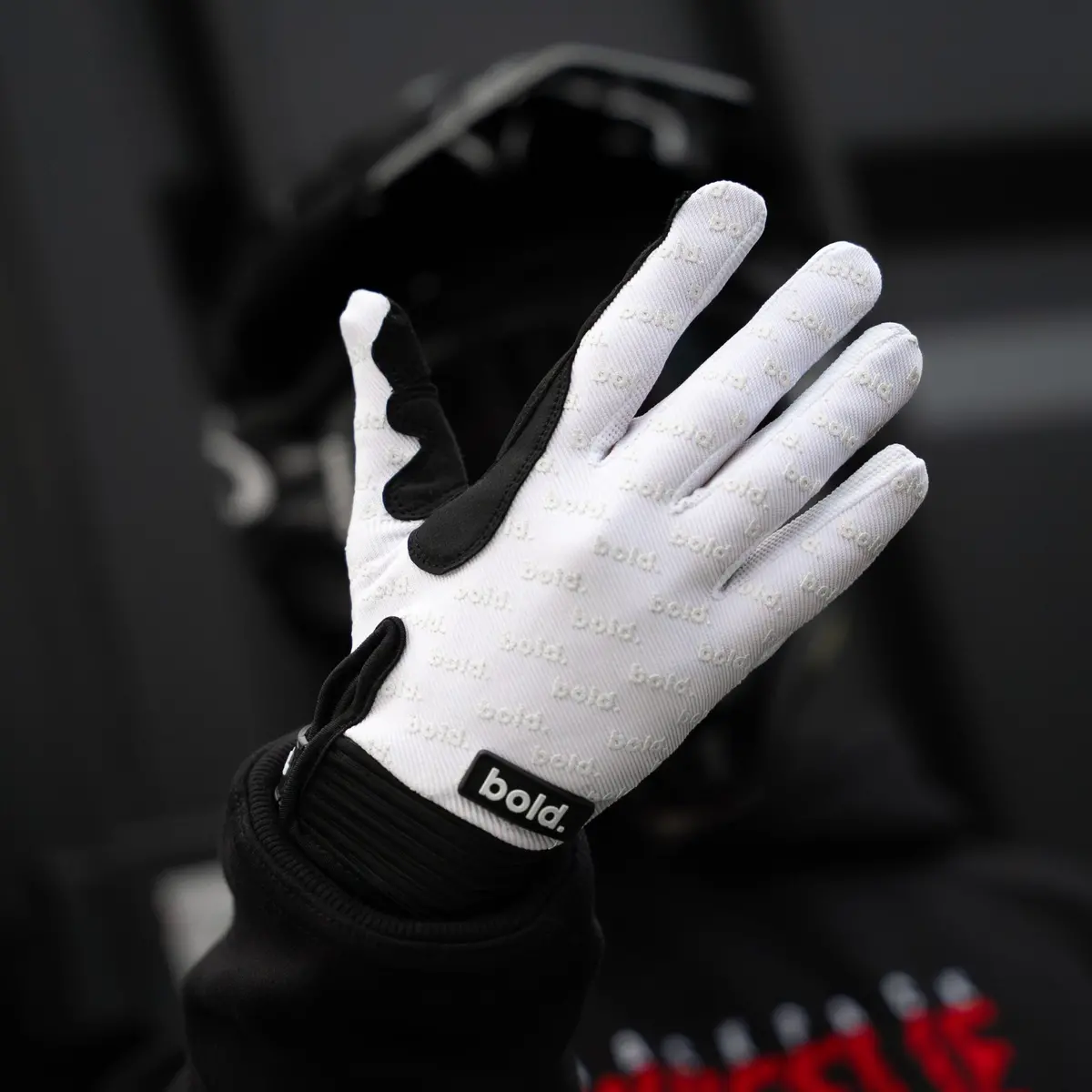Bold. Swift Mx Gloves - White Edition 1