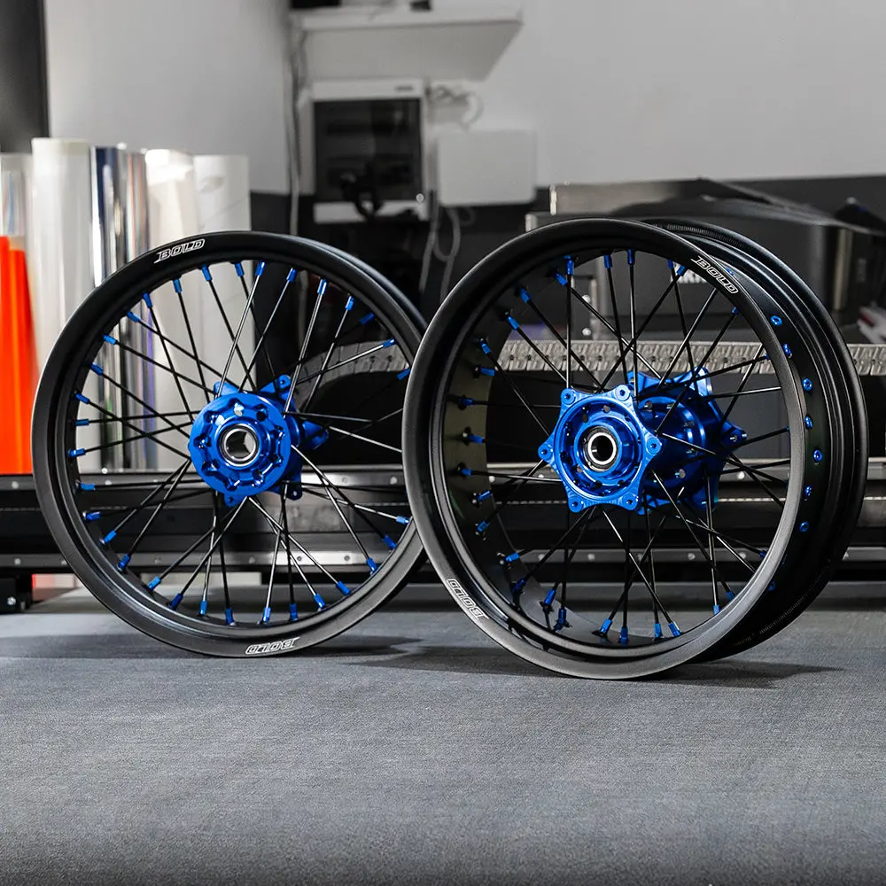 Bold. Blue V2 - Supermoto Wheelset 1
